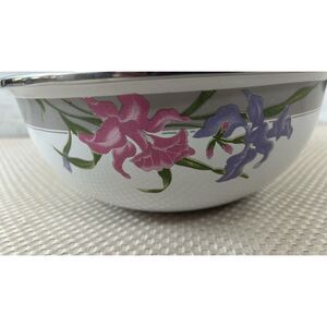 Vintage GMI  Enamel Bowl Metal Nesting Pink Purple Iris White DW Safe